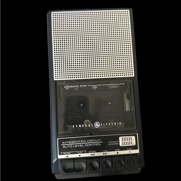 Vintage GE 3-5015A Portable Cassette Recorder – Auto Level Control, Tested - Picture 1 of 5